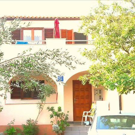 Apartmani Mia Лижнян Экстерьер фото
