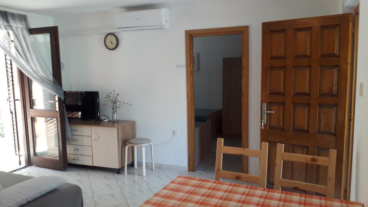 Apartmani Mia Лижнян Экстерьер фото