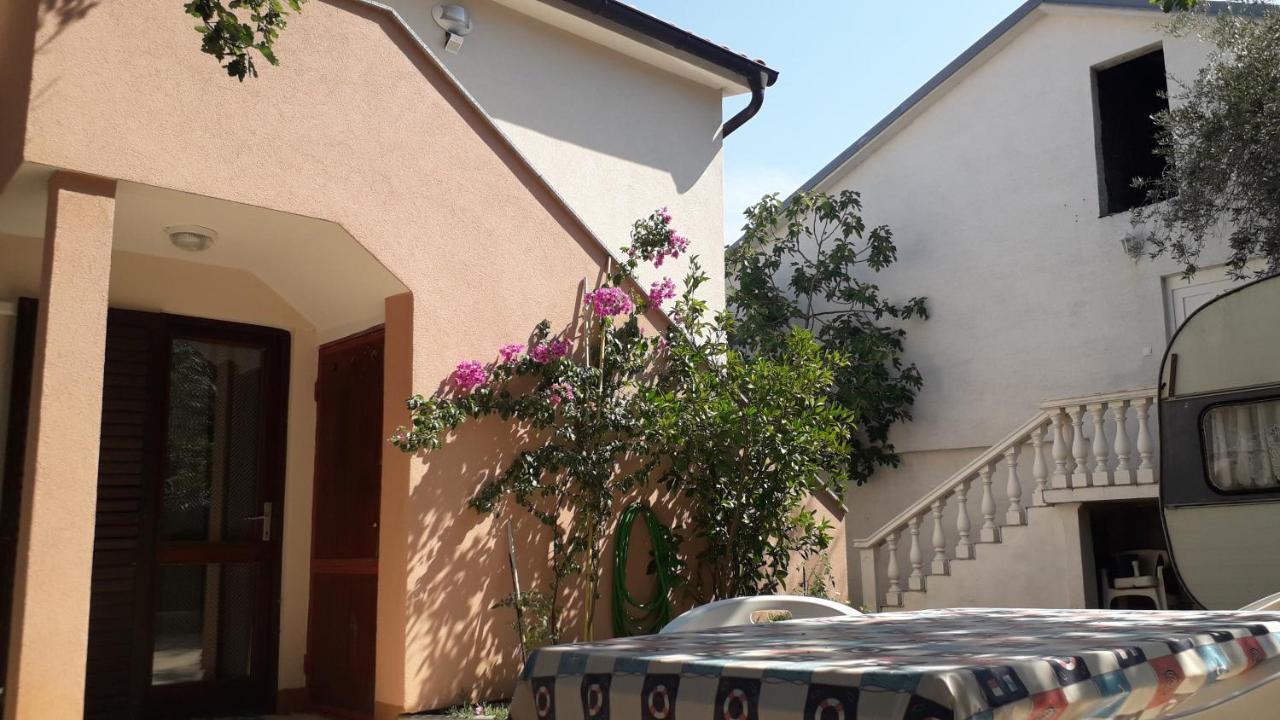 Apartmani Mia Лижнян Экстерьер фото