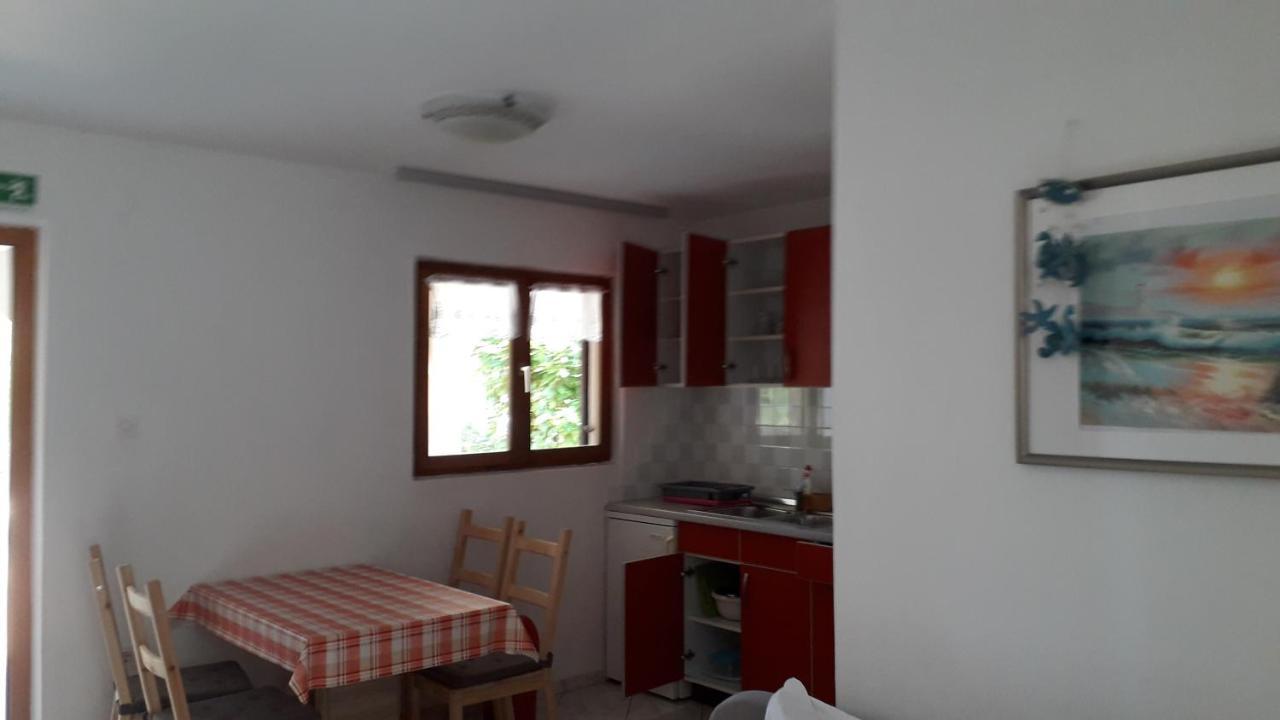 Apartmani Mia Лижнян Экстерьер фото