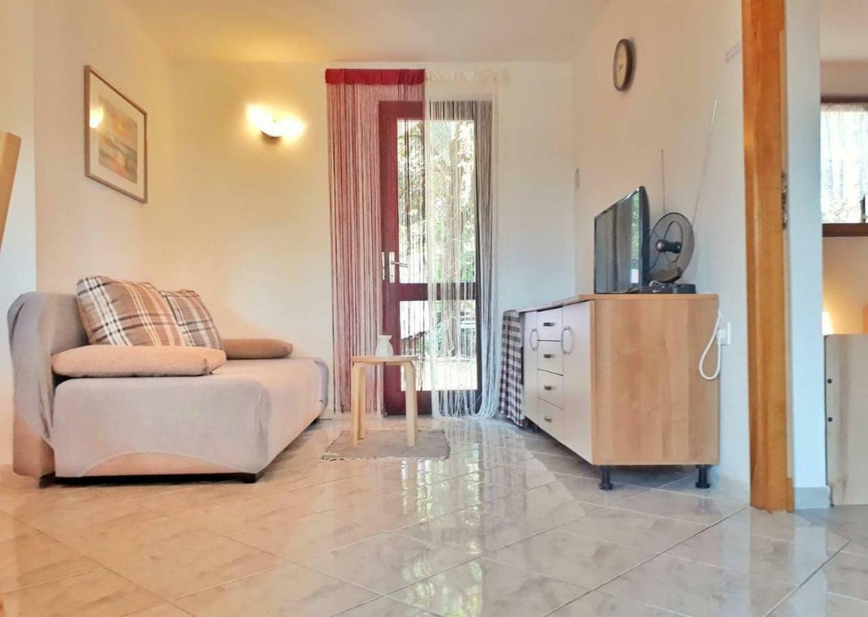 Apartmani Mia Лижнян Экстерьер фото