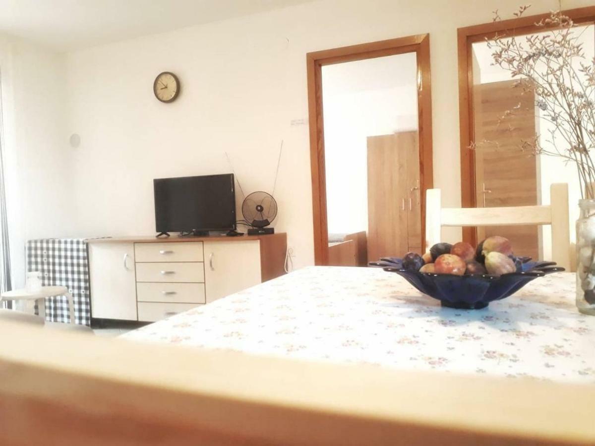 Apartmani Mia Лижнян Экстерьер фото
